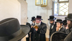 Viznitzer Rebbe of Boro Park Spends Week of Holiness and Elevation at Mekomos Hakedoshim in Europe